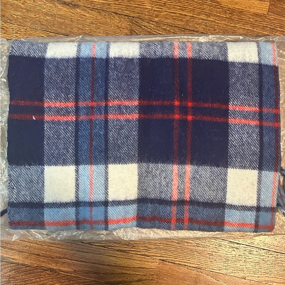 Royal Scot 100% Wool Pram Robe/Stroller Blanket, Tartan Plaid, Warm 50”x36” - Picture 2 of 4
